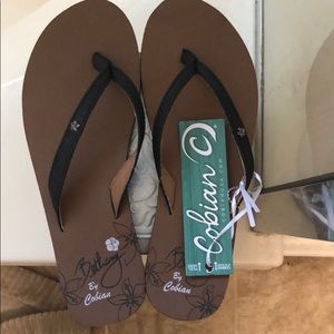 Cobian Bethany Hanalei flip flops NWT